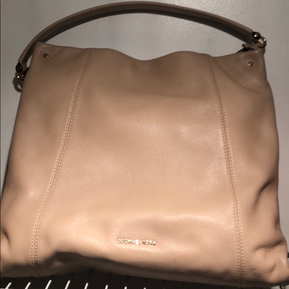 Michael Kors Hobo